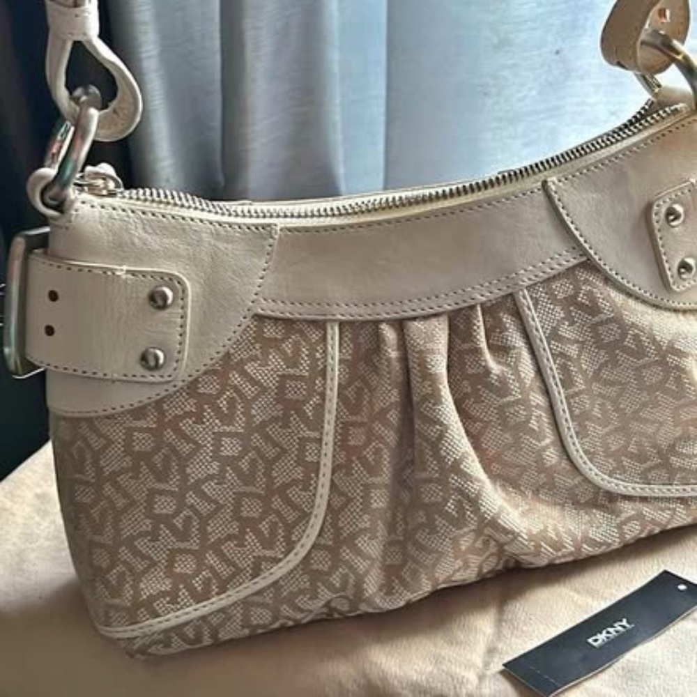 DKNY Small Shoulder Bag with Matching Wallet NWOT